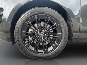 Vehicle image LAND ROVER Range Rover Evoque 2.0 D 200 Dynamic SE Gratis Service Paket