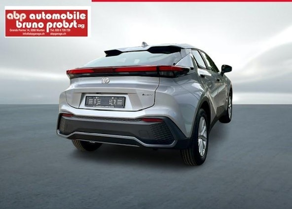 Vehicle image 10 Vehicle image 10