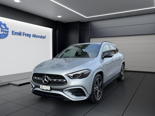 MERCEDES-BENZ GLA 200 Night Star AMG Line 0