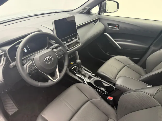 Toyota Corolla Cross 2.0 HSD Premium AWD-i