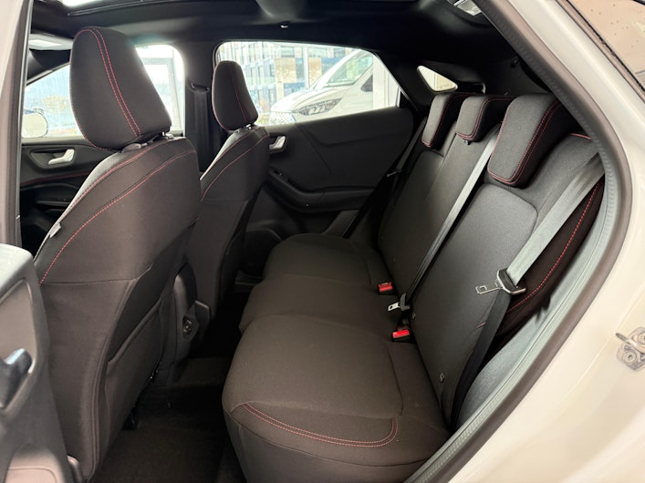 Vehicle image FORD PUMA