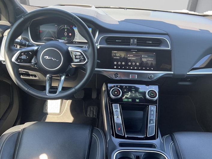 Vehicle image JAGUAR I-PACE