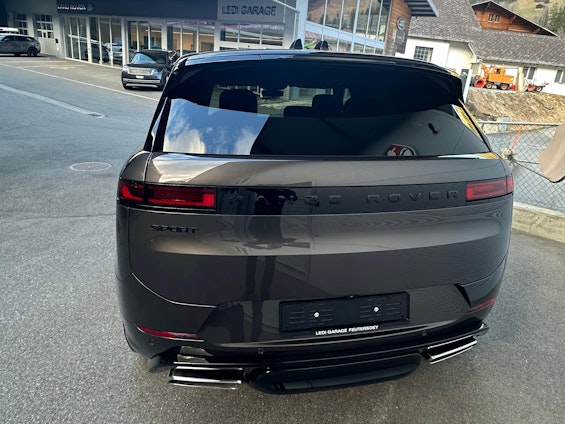 Vehicle image 3 Vehicle image 3