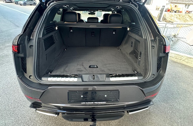 Vehicle image 5 Vehicle image 5