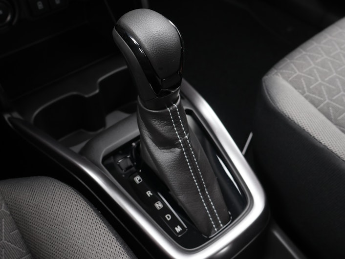 Vehicle image SUZUKI SWIFT