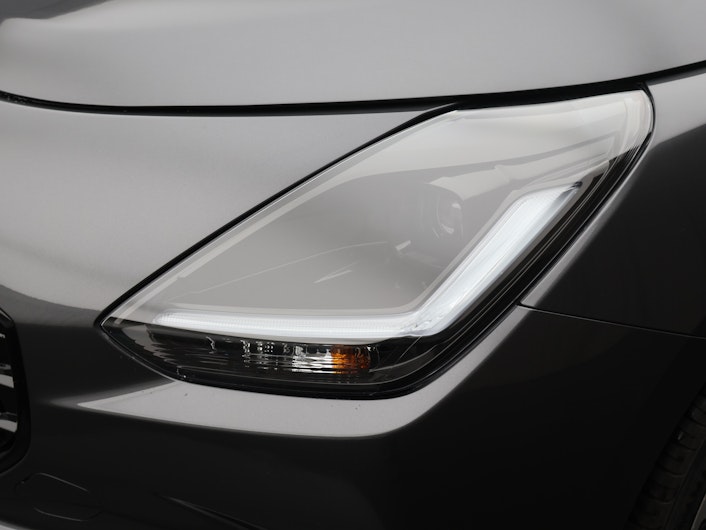 Vehicle image SUZUKI SWIFT