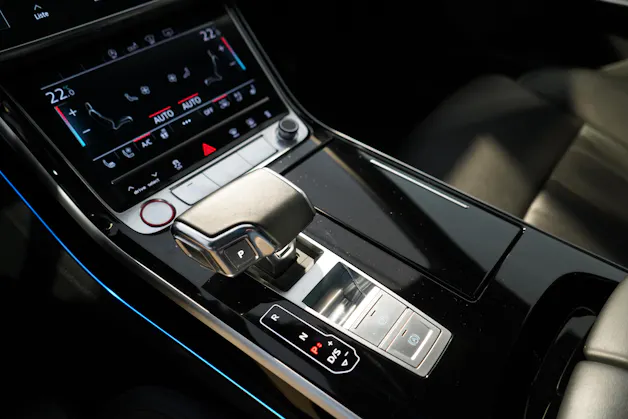 Audi S8 4.0 V8 TFSI quattro T-Tronic