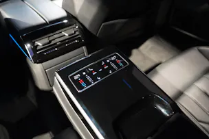 Audi S8 4.0 V8 TFSI quattro T-Tronic