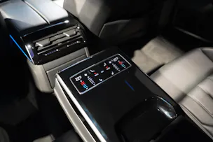 Audi S8 4.0 V8 TFSI quattro T-Tronic