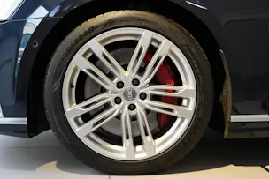 Audi S8 4.0 V8 TFSI quattro T-Tronic