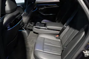 Audi S8 4.0 V8 TFSI quattro T-Tronic