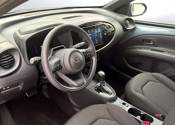 Vehicle image 7 Vehicle image 7