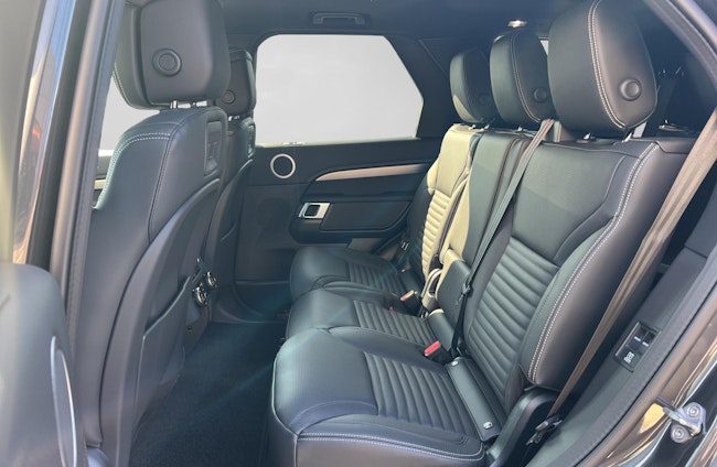 Vehicle image 6 Vehicle image 6