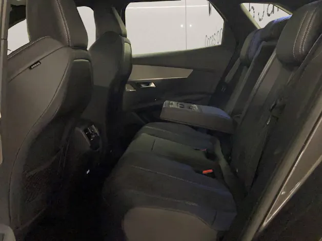 Peugeot 3008 1.6 PHEV 4x4 300 GT