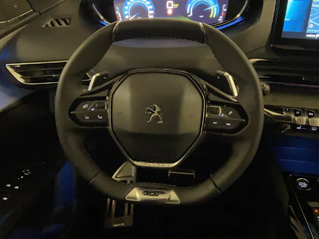 Peugeot 3008 1.6 PHEV 4x4 300 GT