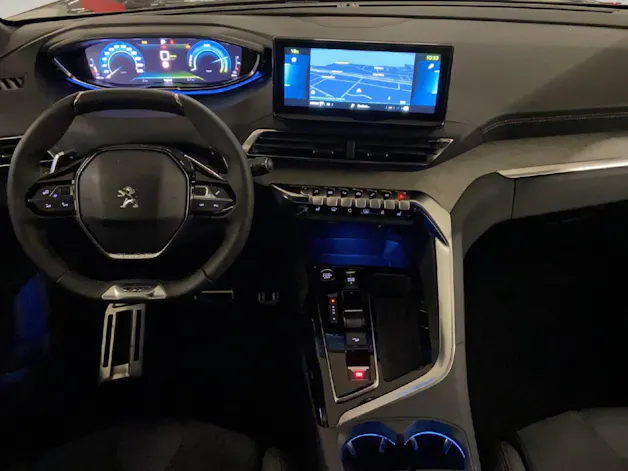 Peugeot 3008 1.6 PHEV 4x4 300 GT