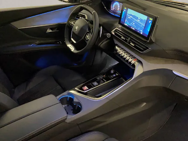 Peugeot 3008 1.6 PHEV 4x4 300 GT