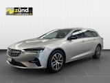 First vehicle image