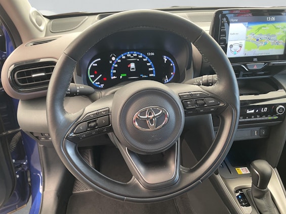 Vehicle image 10 Vehicle image 10