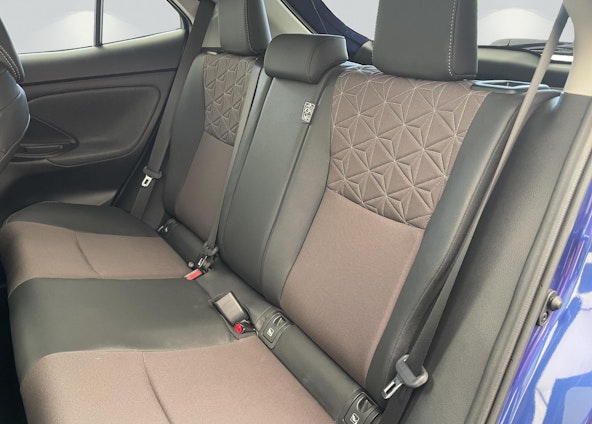 Vehicle image 12 Vehicle image 12