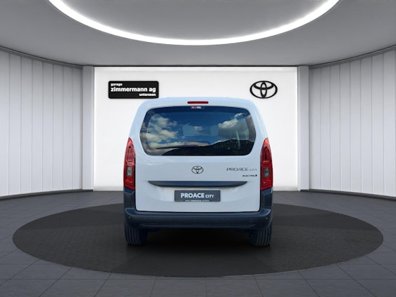 Vehicle image 7 Vehicle image 7