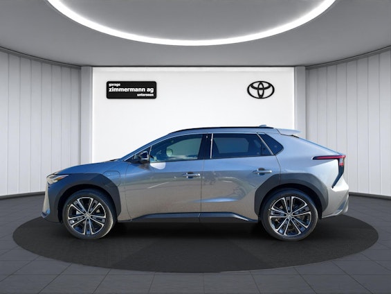 Vehicle image 9 Vehicle image 9