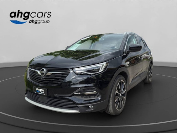 First vehicle image