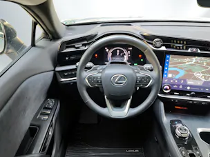 Lexus RZ 450e Excellence