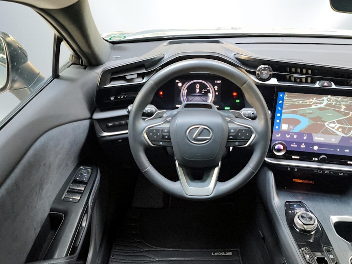 Vehicle image LEXUS RZ