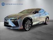 First vehicle image