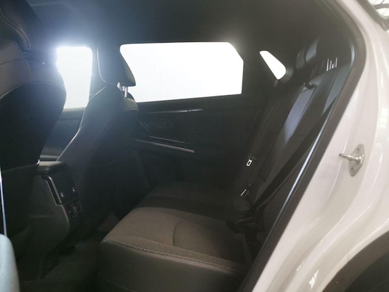 Vehicle image 8 Vehicle image 8