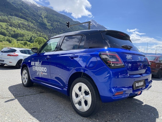 Vehicle image 5 Vehicle image 5