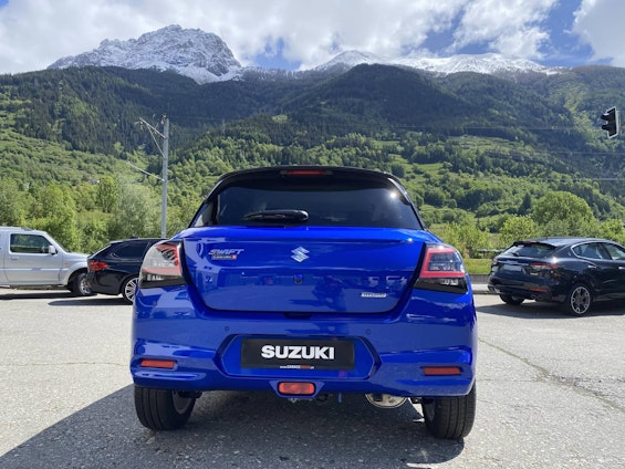 Vehicle image 14 Vehicle image 14