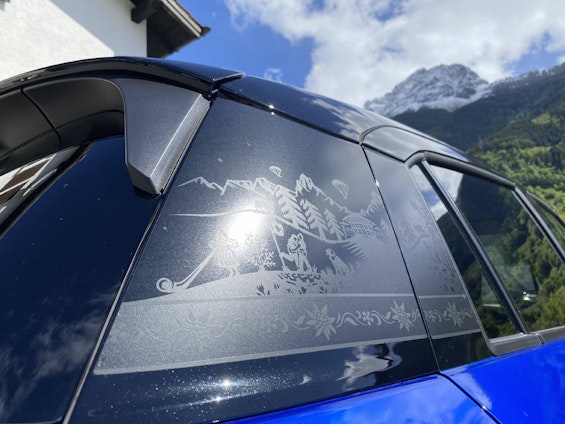 Vehicle image 12 Vehicle image 12