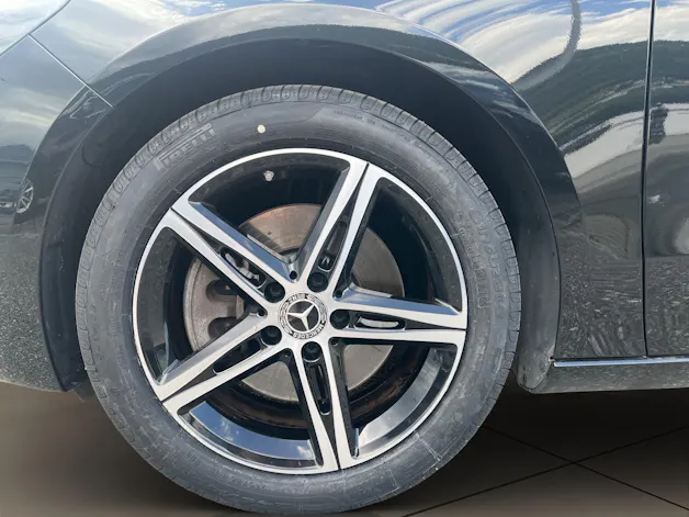 Mercedes-Benz B 250 e Style 8G-DCT