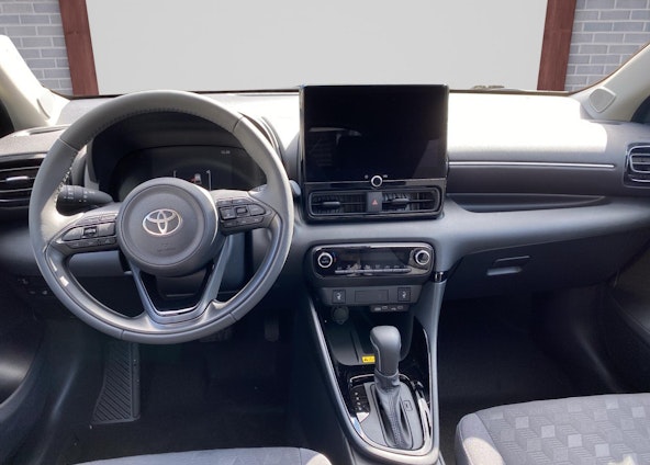 Vehicle image 6 Vehicle image 6