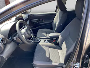 Toyota Yaris 1.5 VVT-i HSD Trend