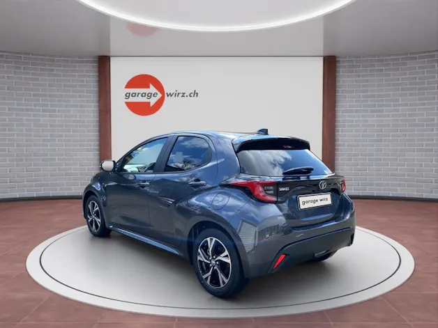 Toyota Yaris 1.5 VVT-i HSD Trend