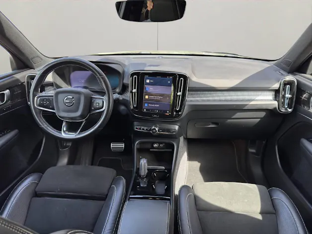 Volvo XC40 P8 AWD Elec R-Design
