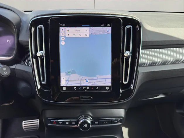 Volvo XC40 P8 AWD Elec R-Design