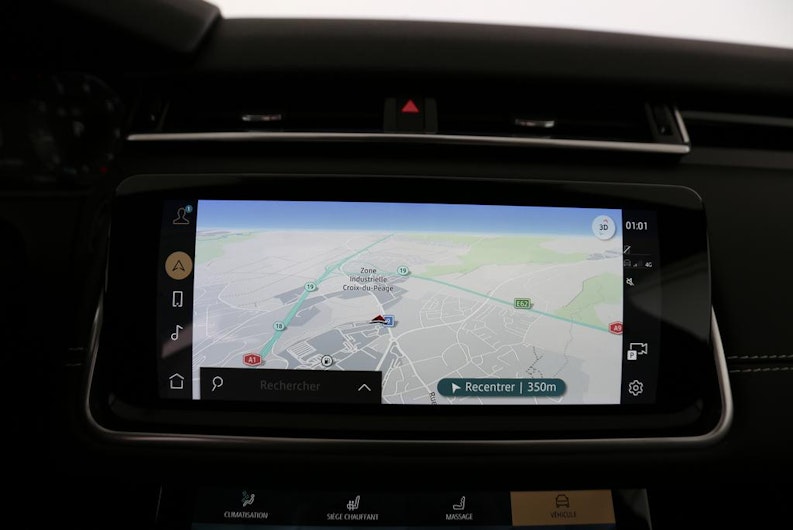 Vehicle image LAND ROVER RANGE ROVER VELAR