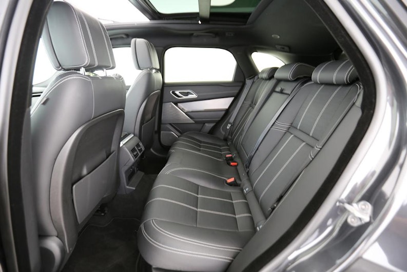 Vehicle image LAND ROVER RANGE ROVER VELAR