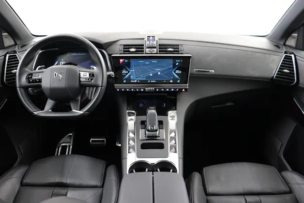 DS Automobiles 7 Crossback 1.6 E-Tense Louvre 4x4 / ab 1.99% Leasing bei Abschluss einer Protect Autoversicherung