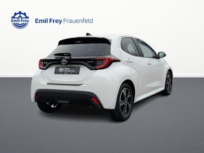 Vehicle image TOYOTA Yaris 1.5 VVT-i HSD Trend