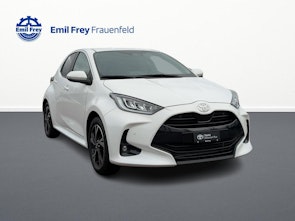 Vehicle image TOYOTA Yaris 1.5 VVT-i HSD Trend