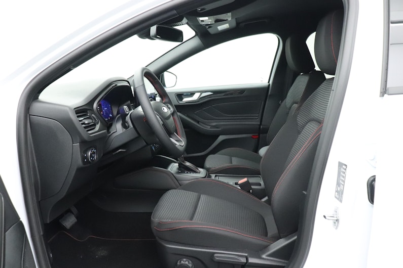 Vehicle image FORD FOCUS