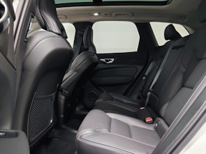 immagine del veicolo VOLVO XC60 2.0 T8 TE Ultra Dark eAWD