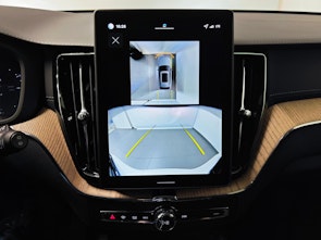 immagine del veicolo VOLVO XC60 2.0 T8 TE Ultra Dark eAWD