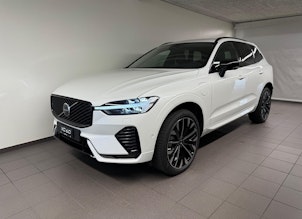 Vehicle image VOLVO XC60 2.0 T8 TE Ultra Dark eAWD