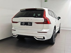 immagine del veicolo VOLVO XC60 2.0 T8 TE Ultra Dark eAWD